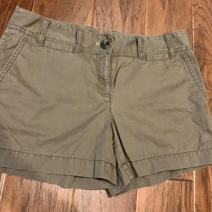 Ann Taylor LOFT shorts size 4. Brown/olive color